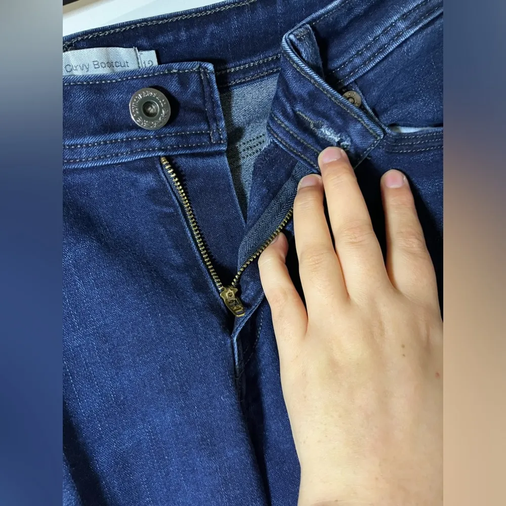 Levi’s Women’s 529 Curvy Bootcut Dark Wash Pockets Casual Stretch Jeans Sz 12 - Image 8