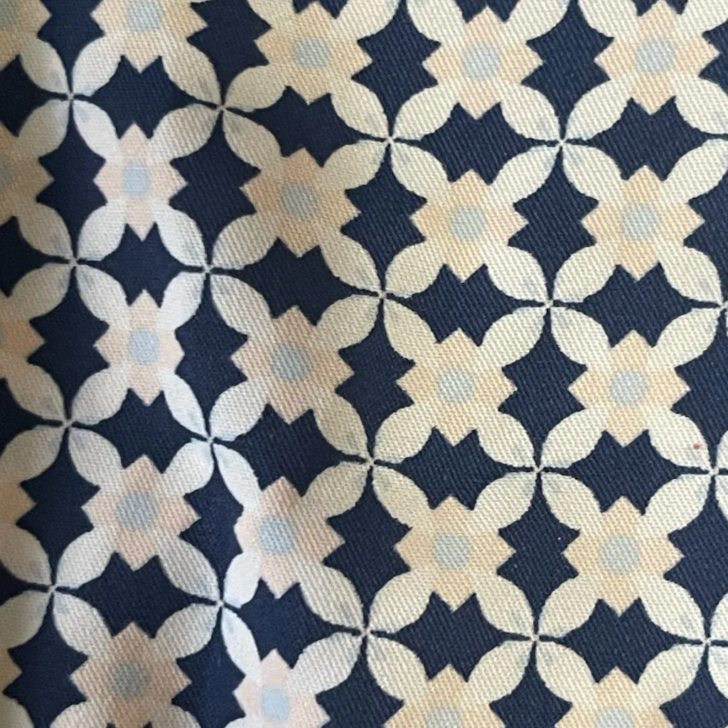 H&M Stylish Geometric Print Pants Sz 10 - Image 6