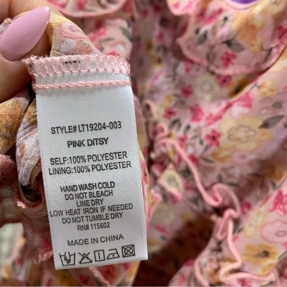 Lush Pink Ditsy Flower Top with Ties in the Front - Size XL - Image 6