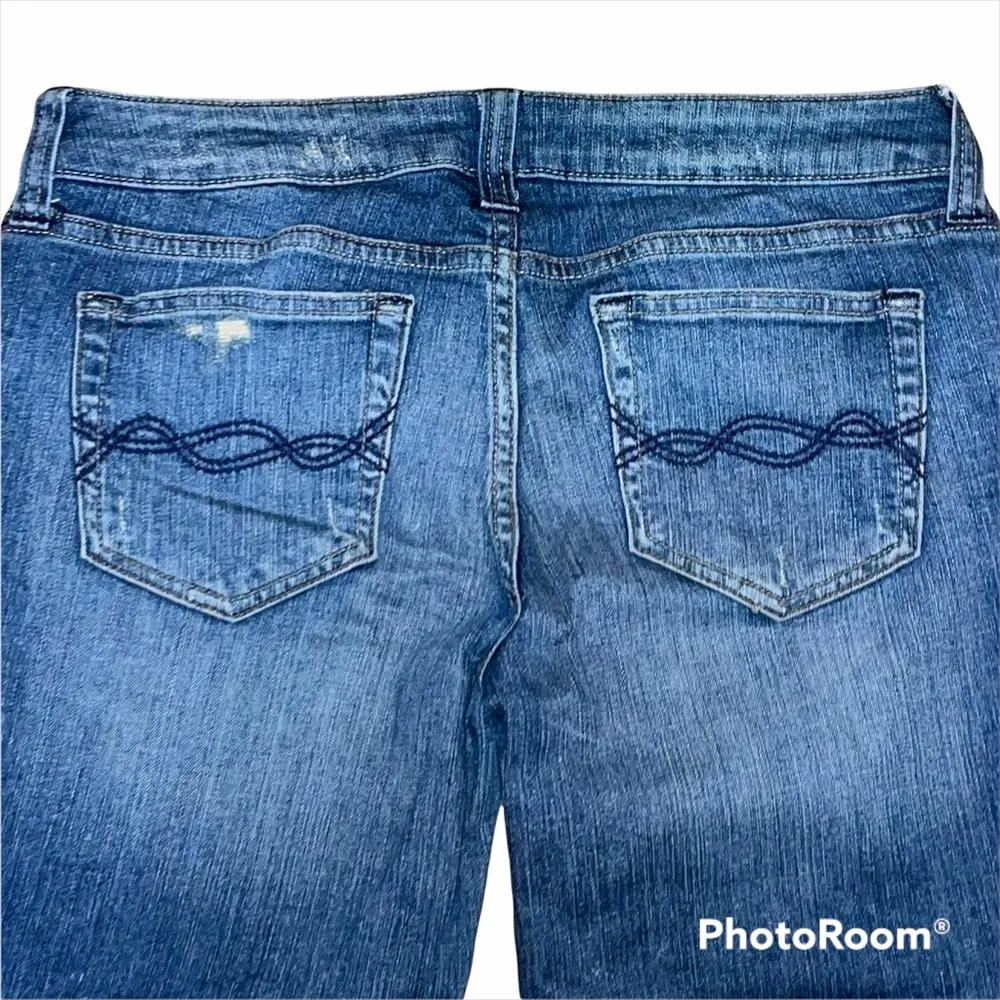 Charlotte Russe  Sexy Rolled Crop Jeans - Image 4