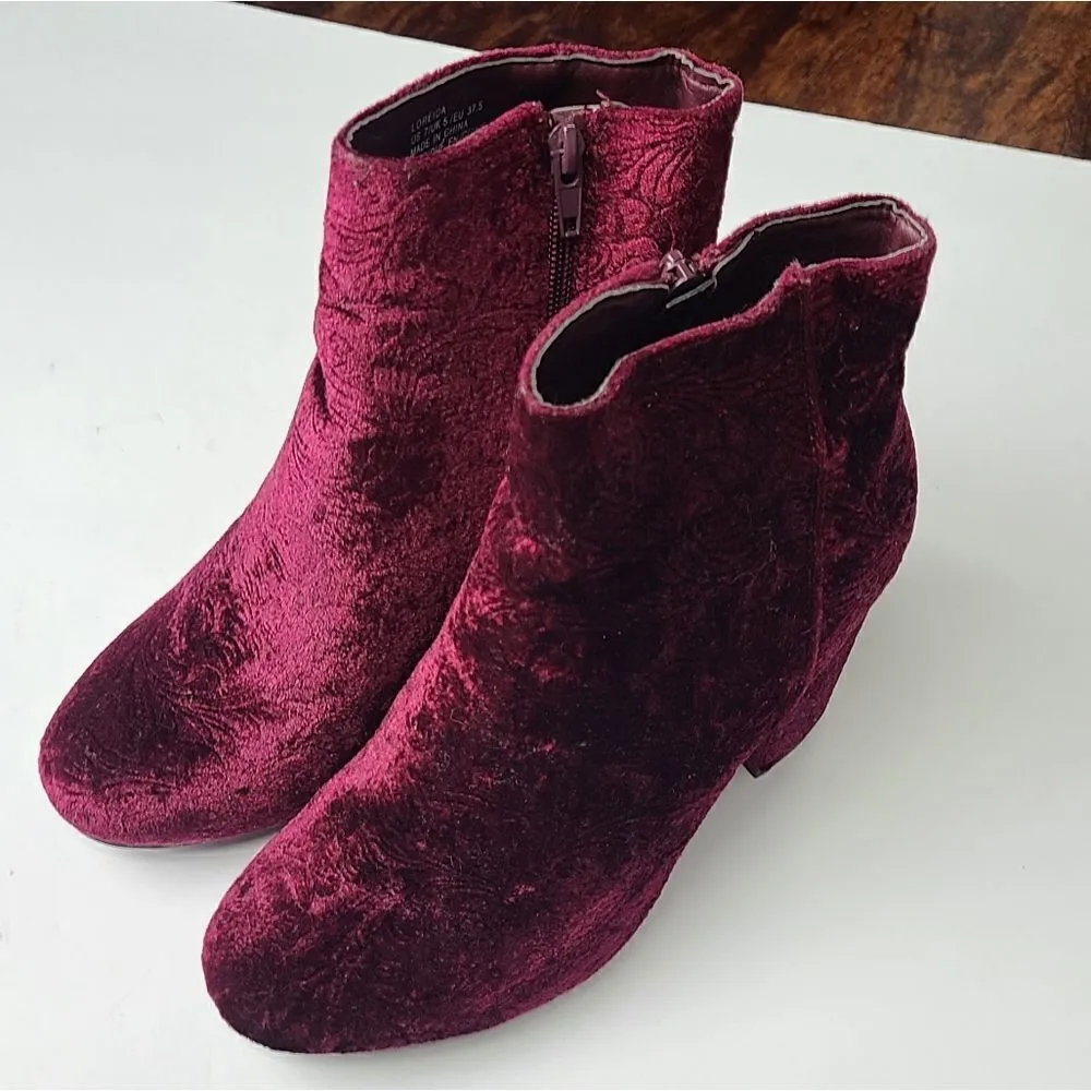 Floral Women's Red Ankle Booties Size 7 Red - Image 2