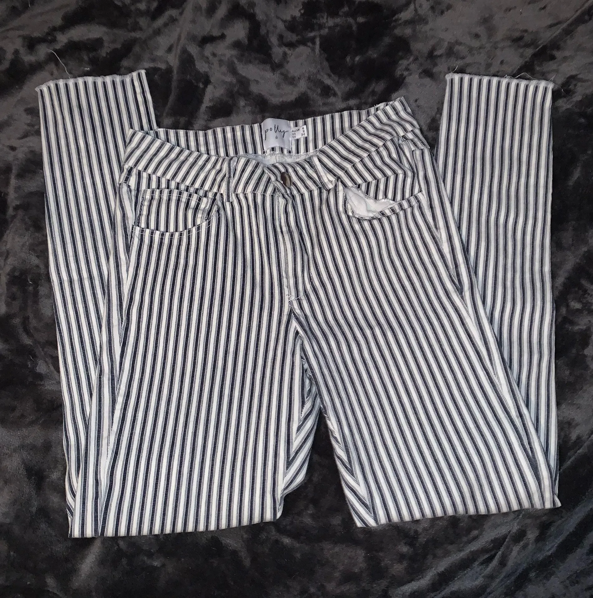 Princess Polly The Elke Pants in Navy - Image 7