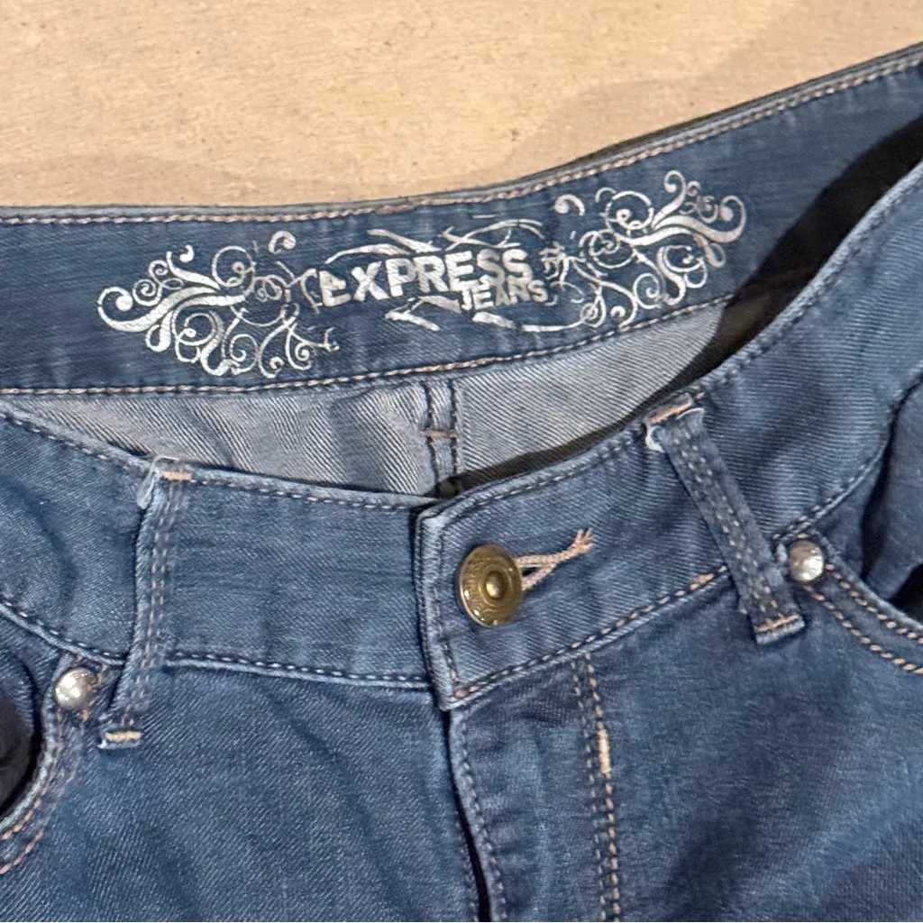 Express Women's Blue Boot Cut Jeans - Image 3