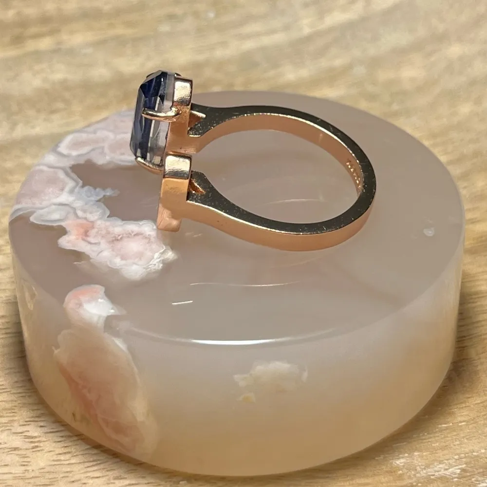 Kendra Scott Rose Gold Pryde Ring in Navy Dusted Glass - Image 9