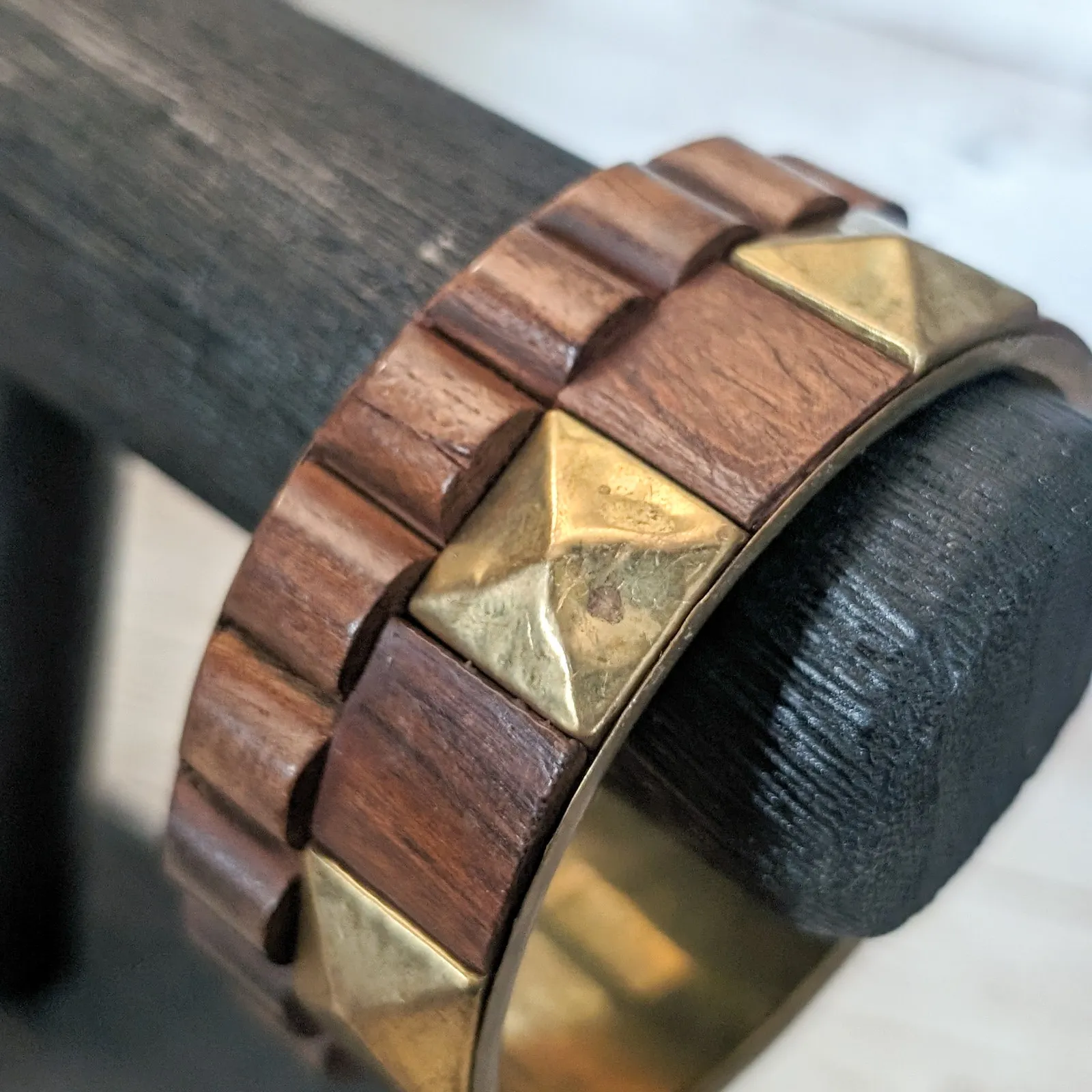 Vintage Bracelet / Bangle Wood & Brass? Brown - Image 4