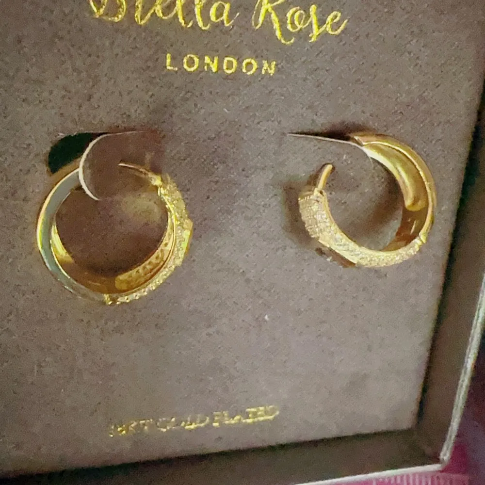 Stella rose London 18kt gold plated loop earrings gold with crystal diamond pave - Image 5