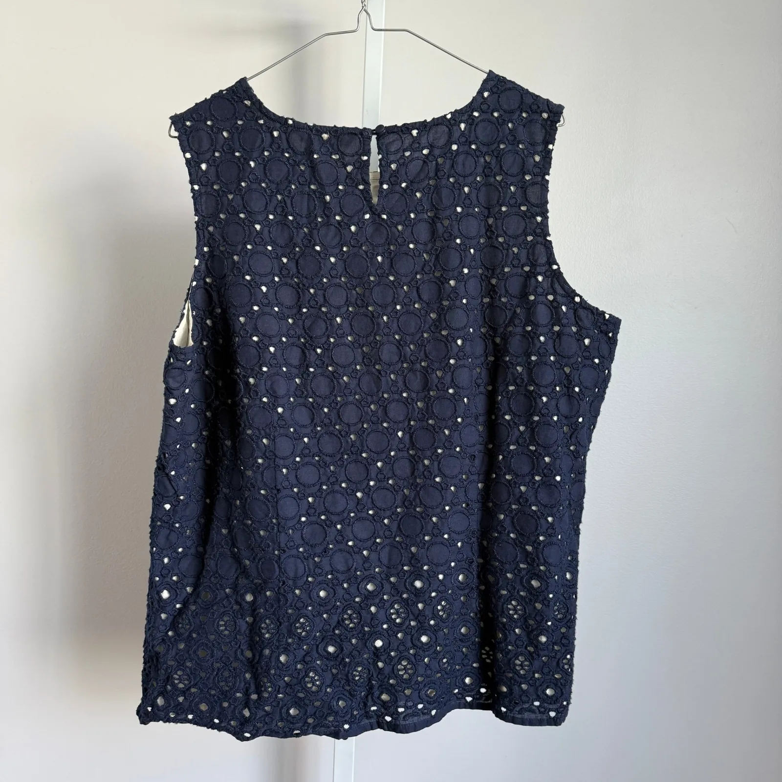Boden UK20 US16 Navy‎ Blue Sleeveless Eyelet Tank Top Cotton Blouse Size 16 - Image 6