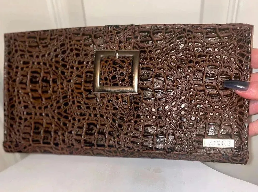 MICHE ELLIE CLASSIC BROWN FAUX CROCODILE LEATHER BUCKLE MAGNETIC PURSE SHELL Brown - Image 3