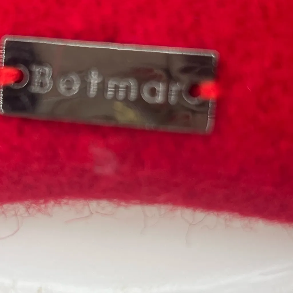 Betmar New York Womens Felt Beret Hat Red One Size Beanie 80% wool - Image 3