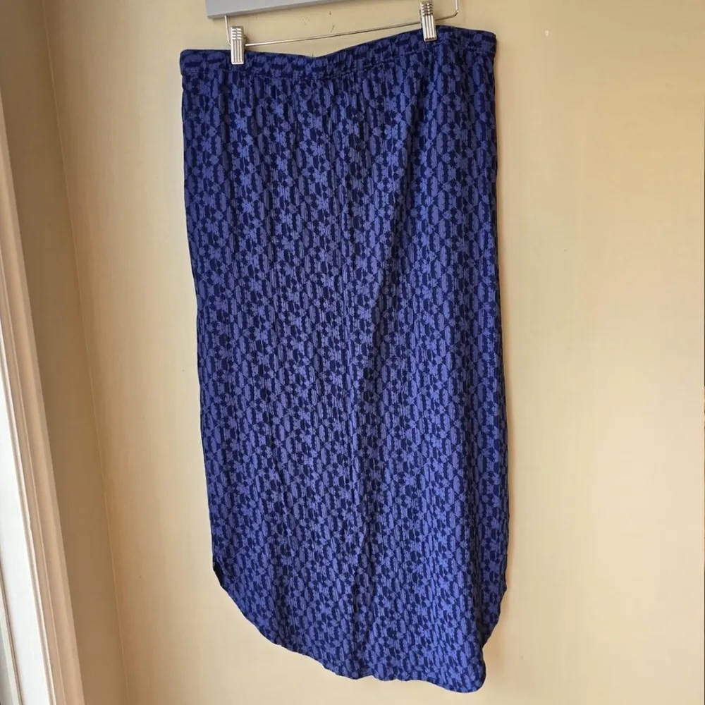 Eddie Bauer Blue Midi Skirt with Tie Front - Image 5