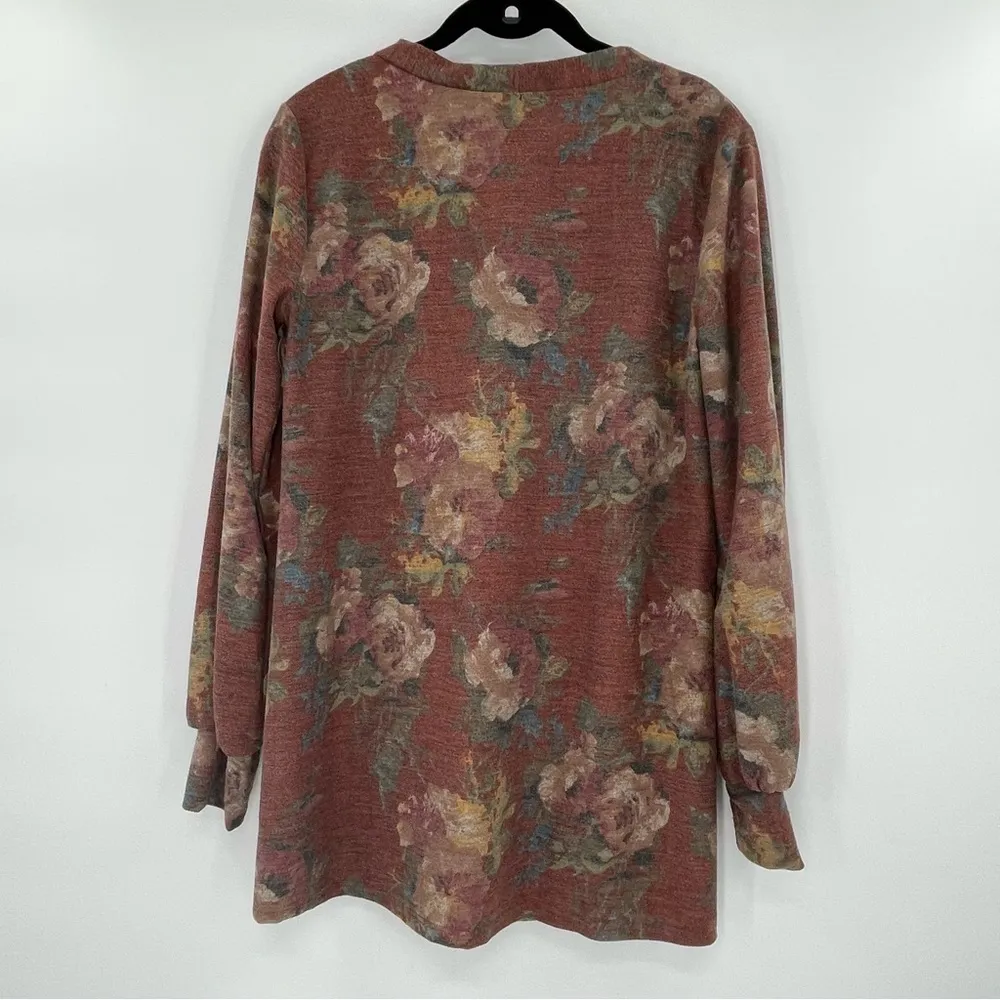 Agnes & Dora Blouson Essential Cardigan Rust Red Floral Button Front, Size Small - Image 3
