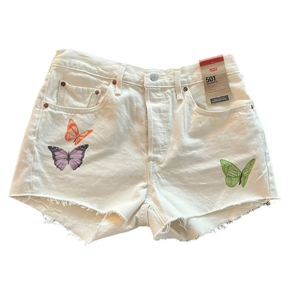 LEVI’S Butterfly Print 501 Raw Hem Jean Shorts Off White Size 30 NEW - Image 2