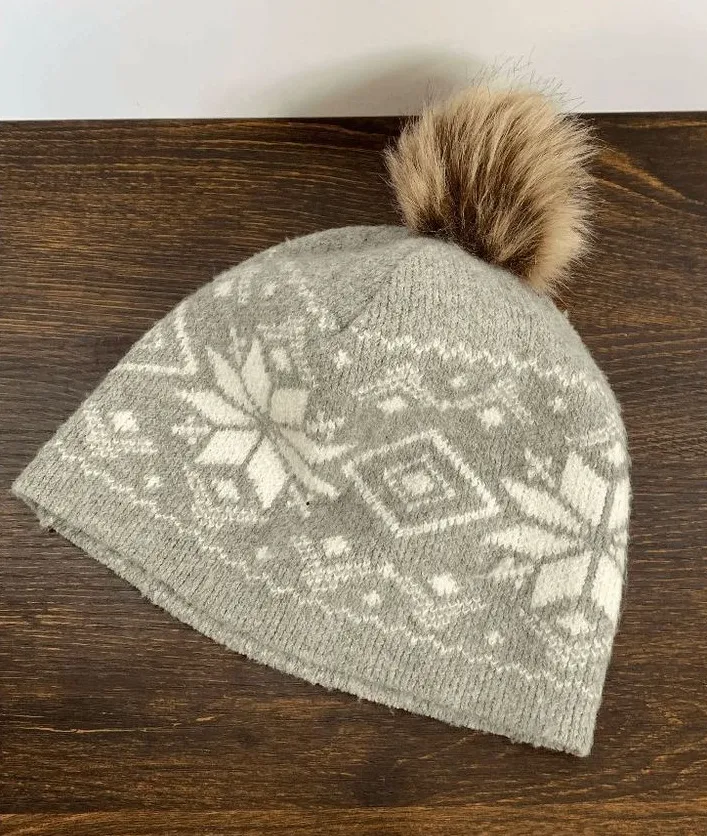 Christian Siriano Pom Beanie Hat Winter Jacquard Stretchable Gray White One Size White - Image 1