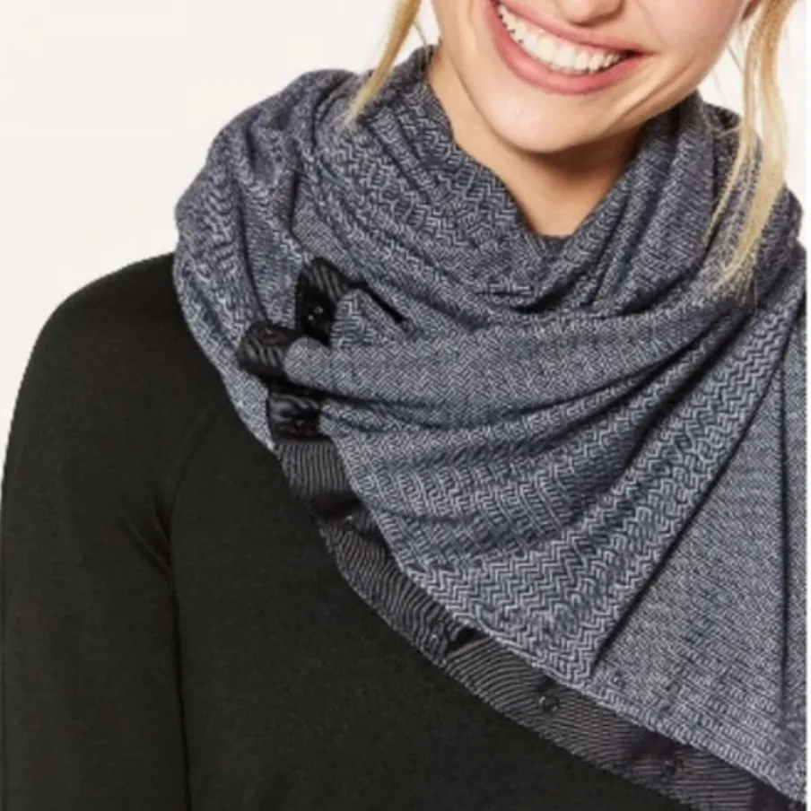 Lululemon Vinyasa Gray Heathered Herringbone Scarf - Image 2