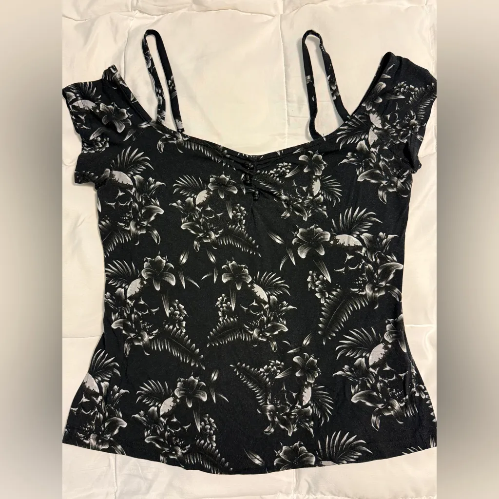 Killstar - Lulu Bardot Top - EUC (Medium) - Image 3