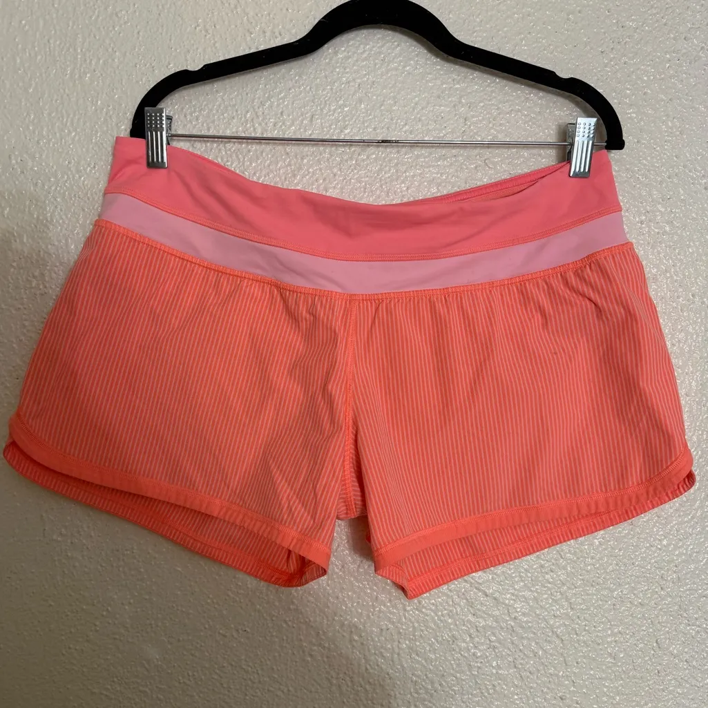 Lululemon Groovy Run Short Wagon Stripe Pop Orange / Bleached Coral size 10 - Image 4