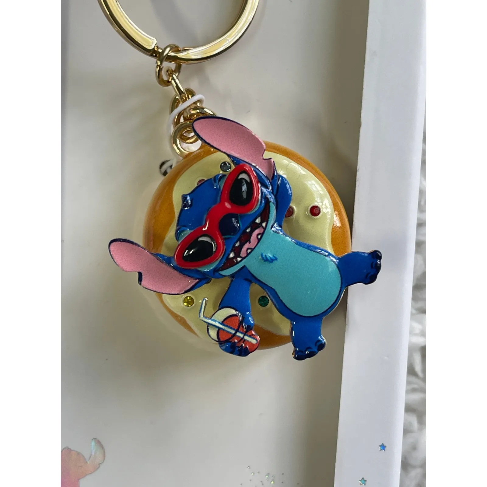Disney Stitch Donut Floatie Spinner Keychain Charm Clip Gold Tone Sunglasses NEW - Image 16