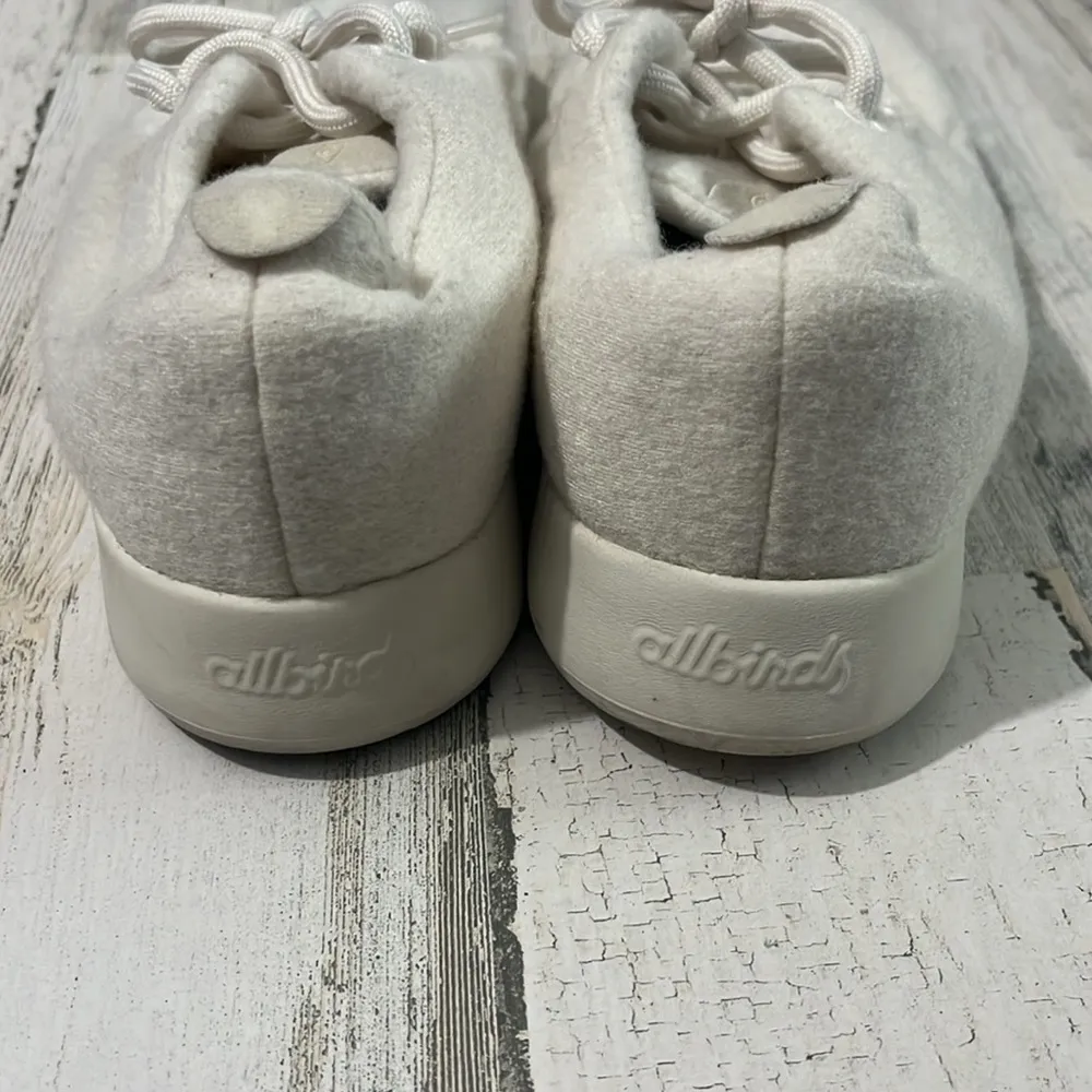 Allbirds White Sneakers Size 7 - Image 4