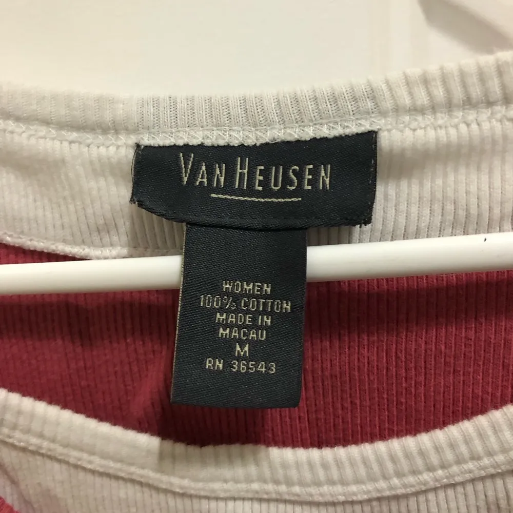 Van Heusen Women’s size medium pink and white layered tank top - Image 3