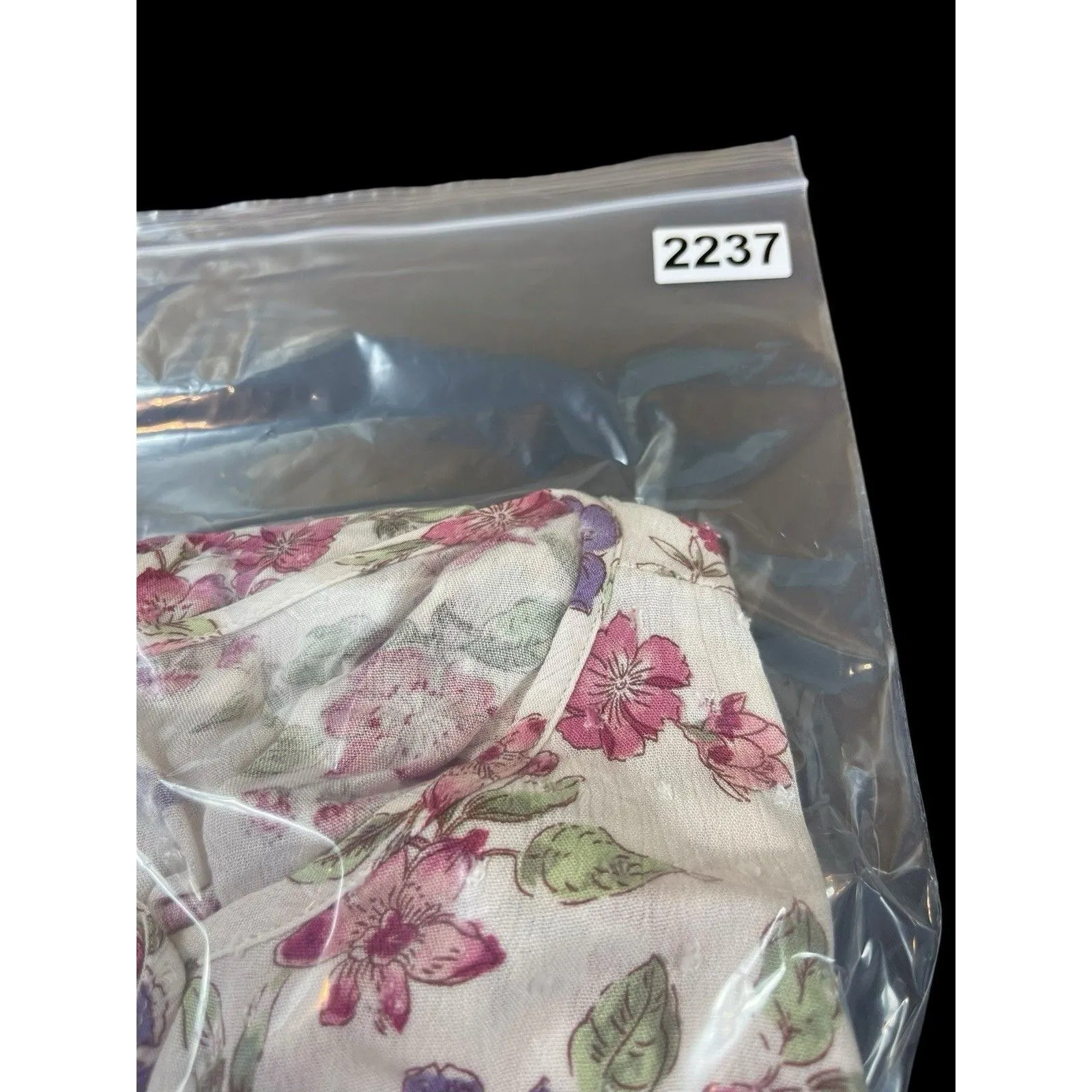 Paper Moon 1X Floral Blouse White Pink Purple Green Rayon Peasant feminine Top - Image 13