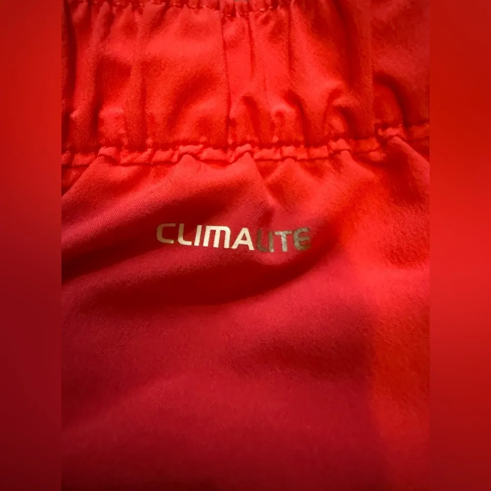 Adidas Women's Climalight Pink Athletic Short Shorts Moisture Wick - Image 4