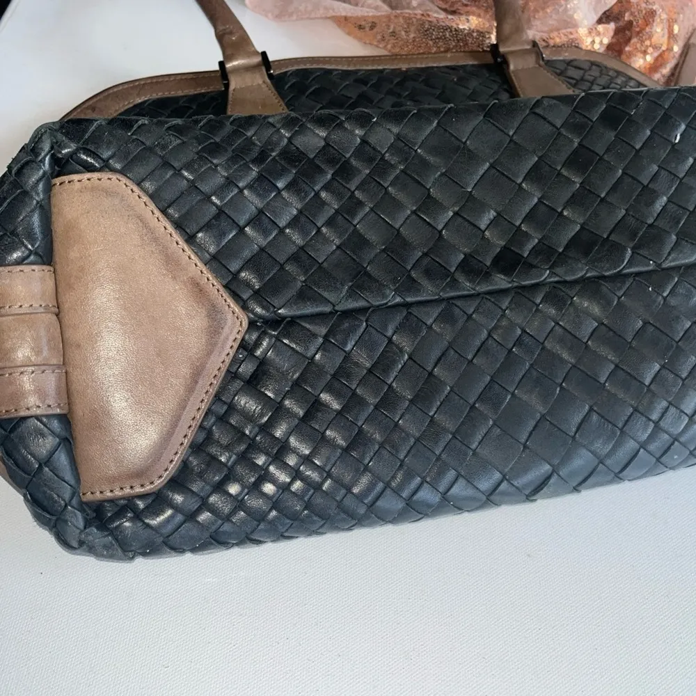 Falor leather woven large top handle handbag Black - Image 7