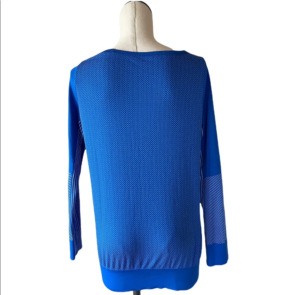 New  Nike Dri Fit Stay Cool Long Sleeve Crew Top Mixed Pattern Blue M - Image 5