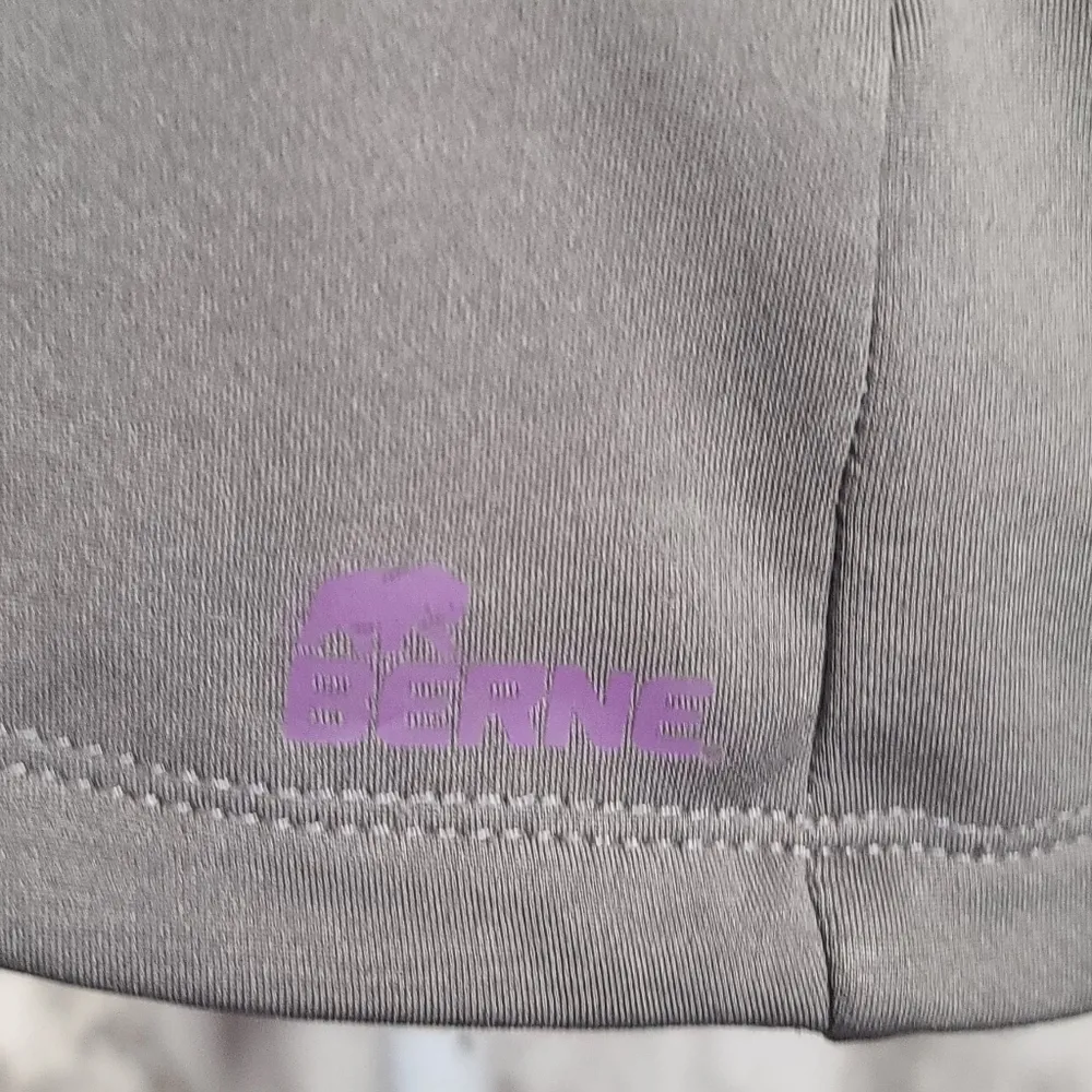 Bernie Outerwear softshell jacket size small - Image 5