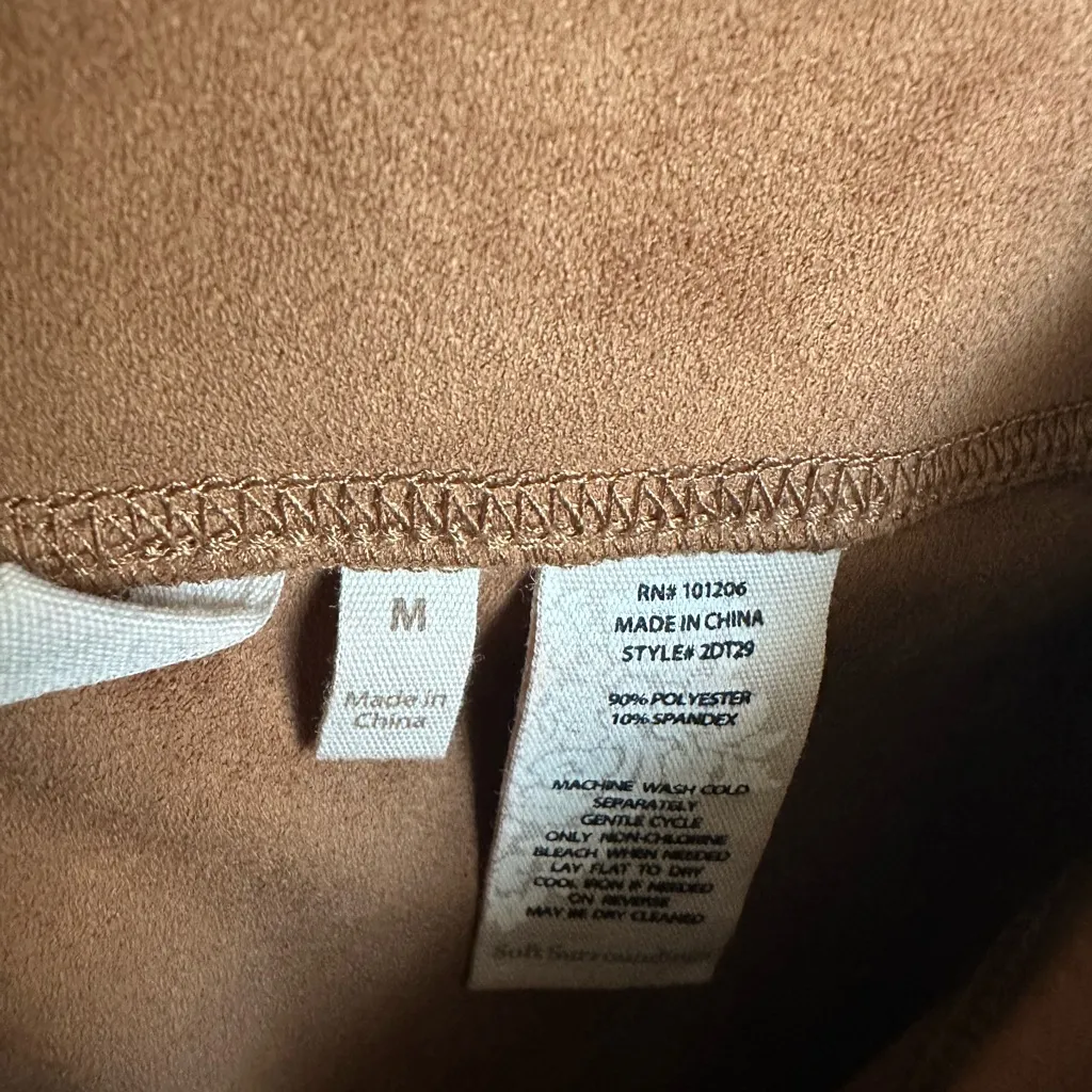 SOFT SURROUNDINGS Brown Suede Leggings. - Image 5