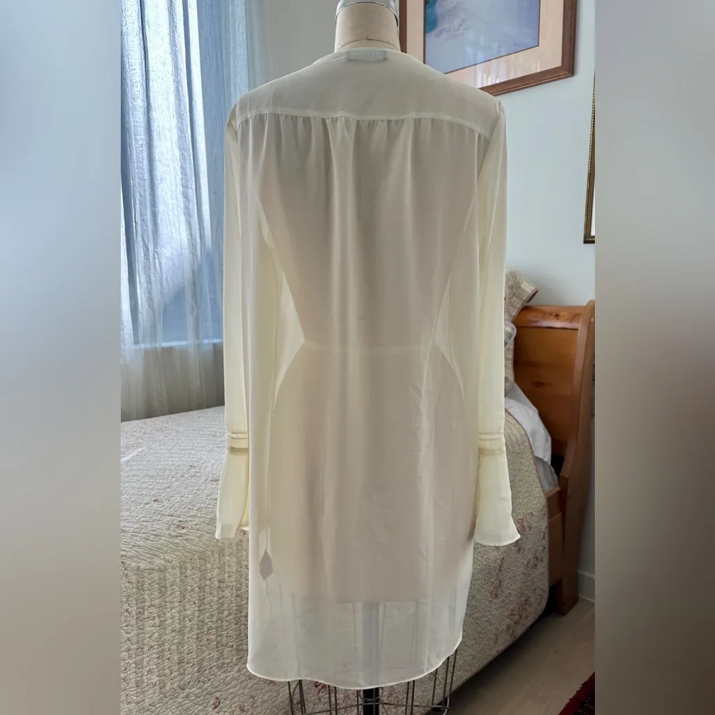 Ivy & Annabelle Vintage Inspired Cream Sheer Robe White Size undefined - Image 3