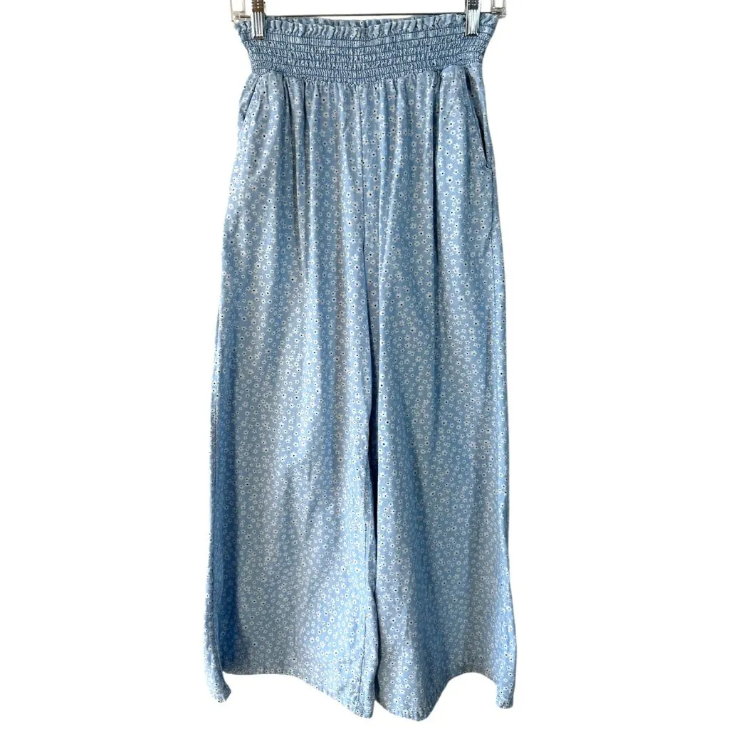 American Eagle Blue Floral Wide Leg Pants Cotton Smocked Waist Size Medium - Image 3