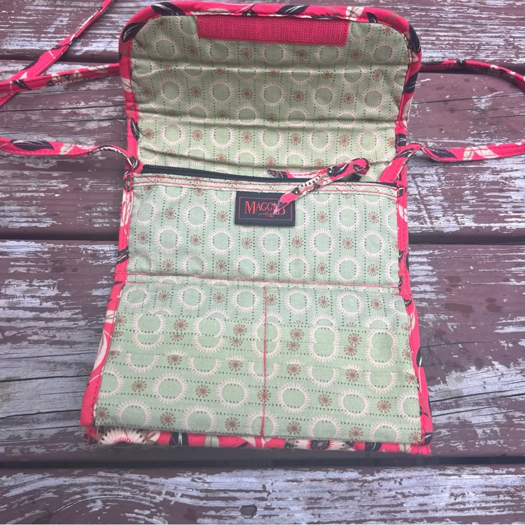 Maggi B Womens Quilted Floral 100% Cotton MultiPocket Wallet Crossbody/Purse Bag Red - Image 8