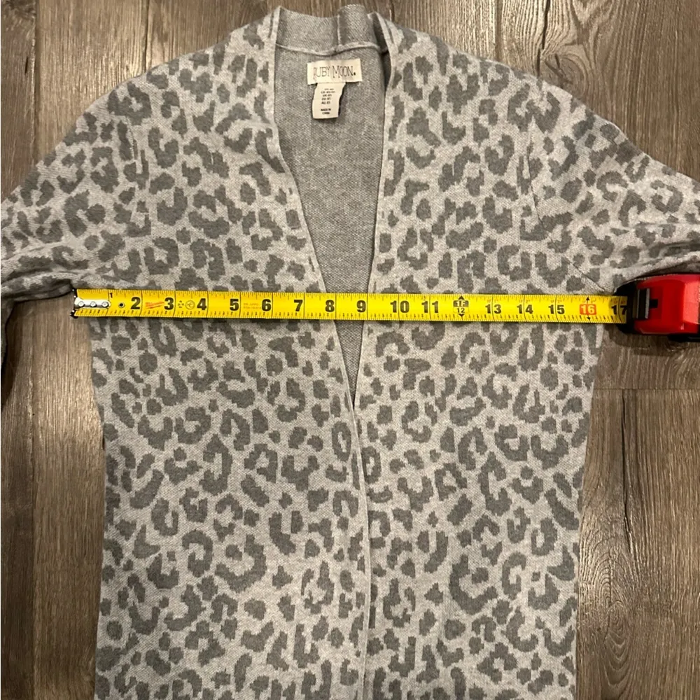 Ruby Moon Duster Cardigan Cotton Long Line Open Front Gray Animal Print Size XS - Image 8