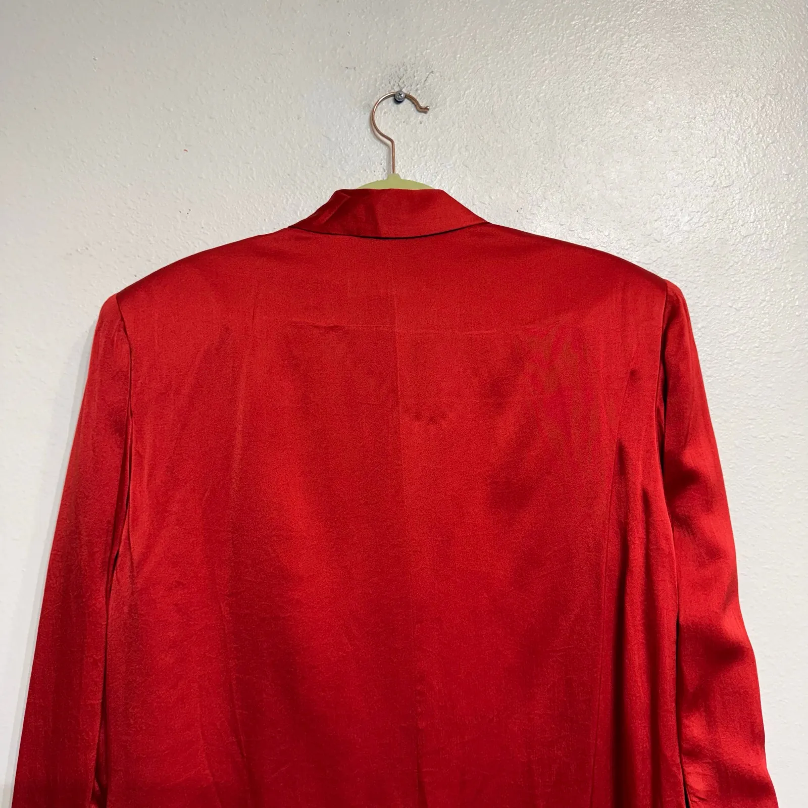 DKNY Red Silk Vintage Blazer Sz 10 - Image 8