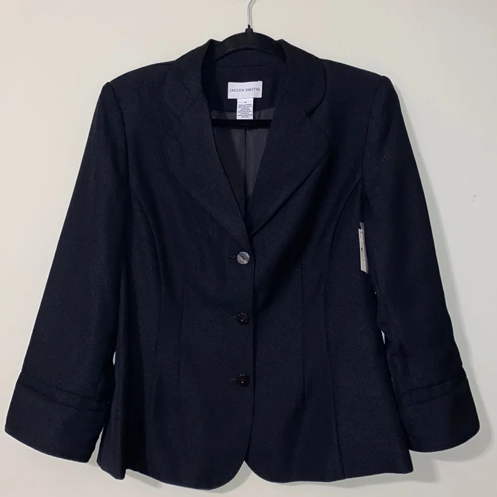 Jaclyn Smith  size 12 women’s button front blazer - Image 5