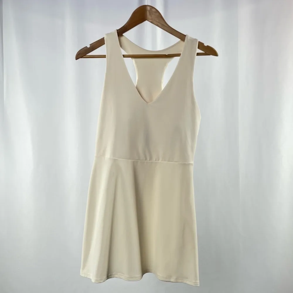 Fabletics On-The-Go Built-In Bra Dress in Egret Size‎ Medium - Image 4