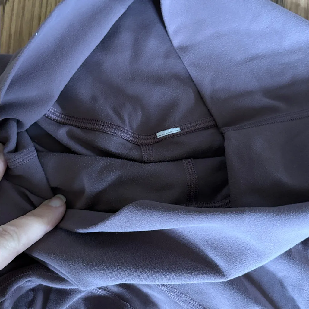 Lululemon  Wonder Under Leggings great condition - Image 3