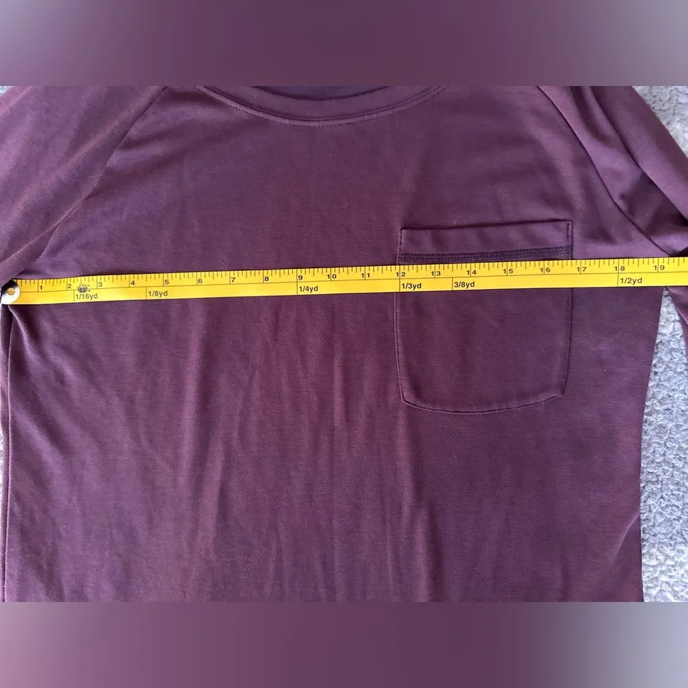 Mountain Hardwear Medium Maroon Long Sleeve Shirt with Thumb Holes - Image 11