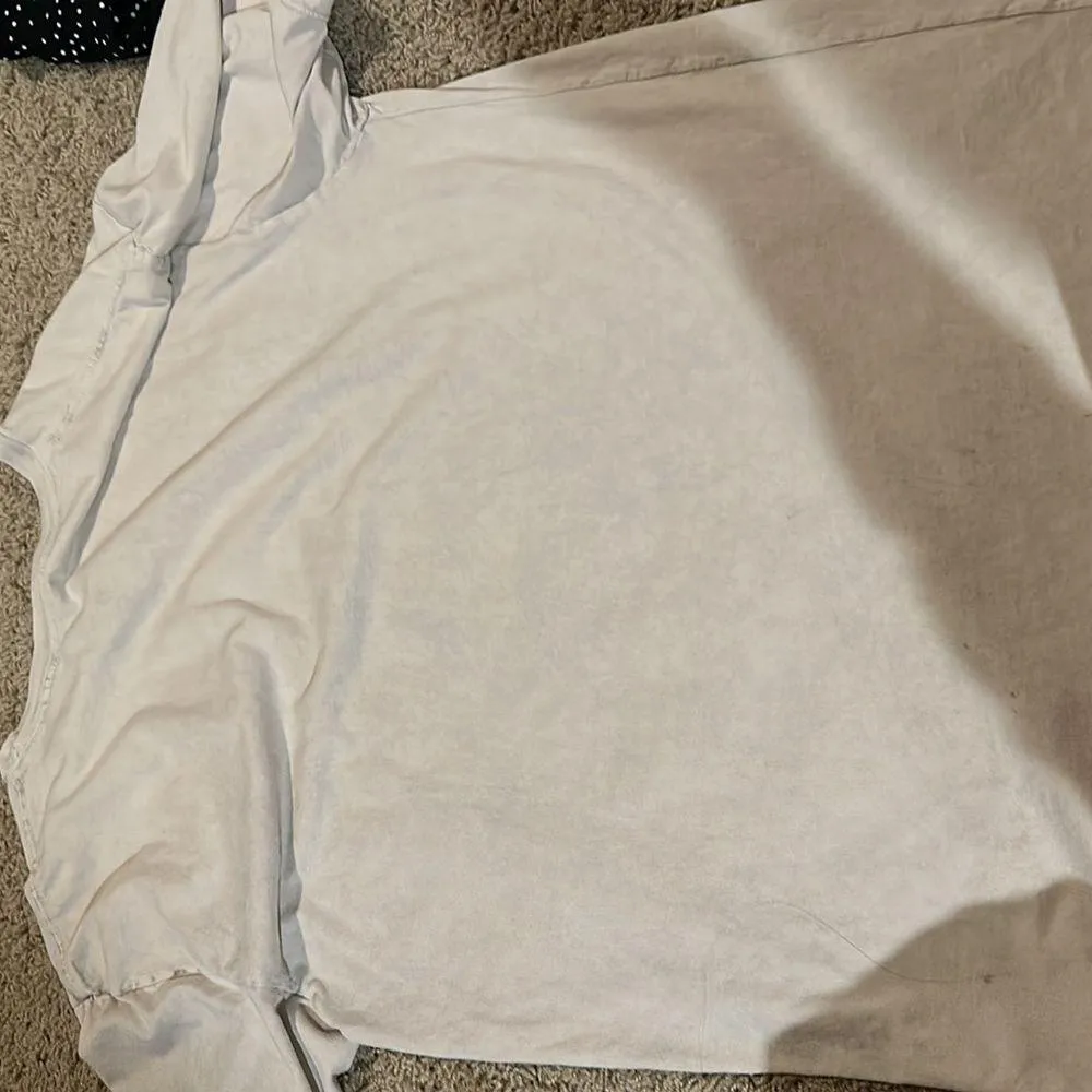 Lotus fashion t shirt Size L - Image 2