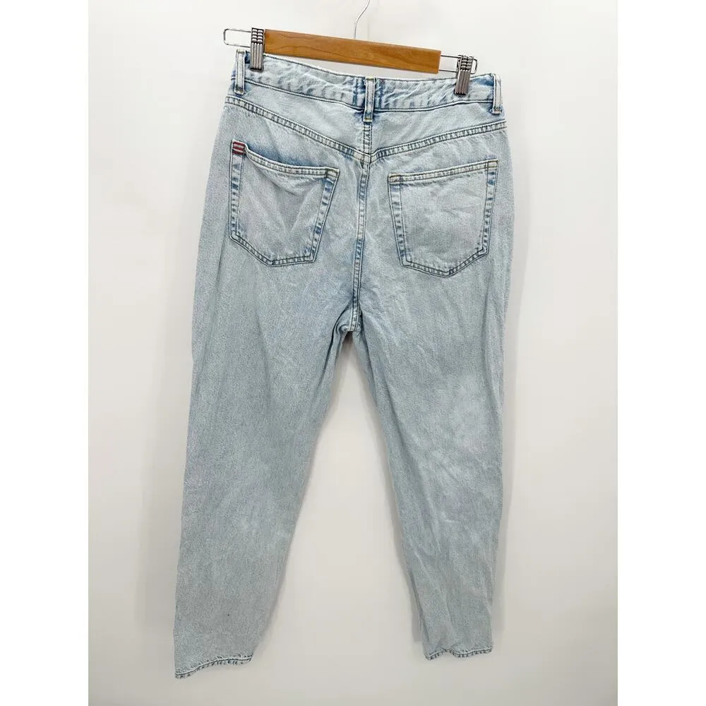 Urban Outfitters BDG Jeans Women 29 Blue Mom High-Rise Light Wash Denim - Image 2