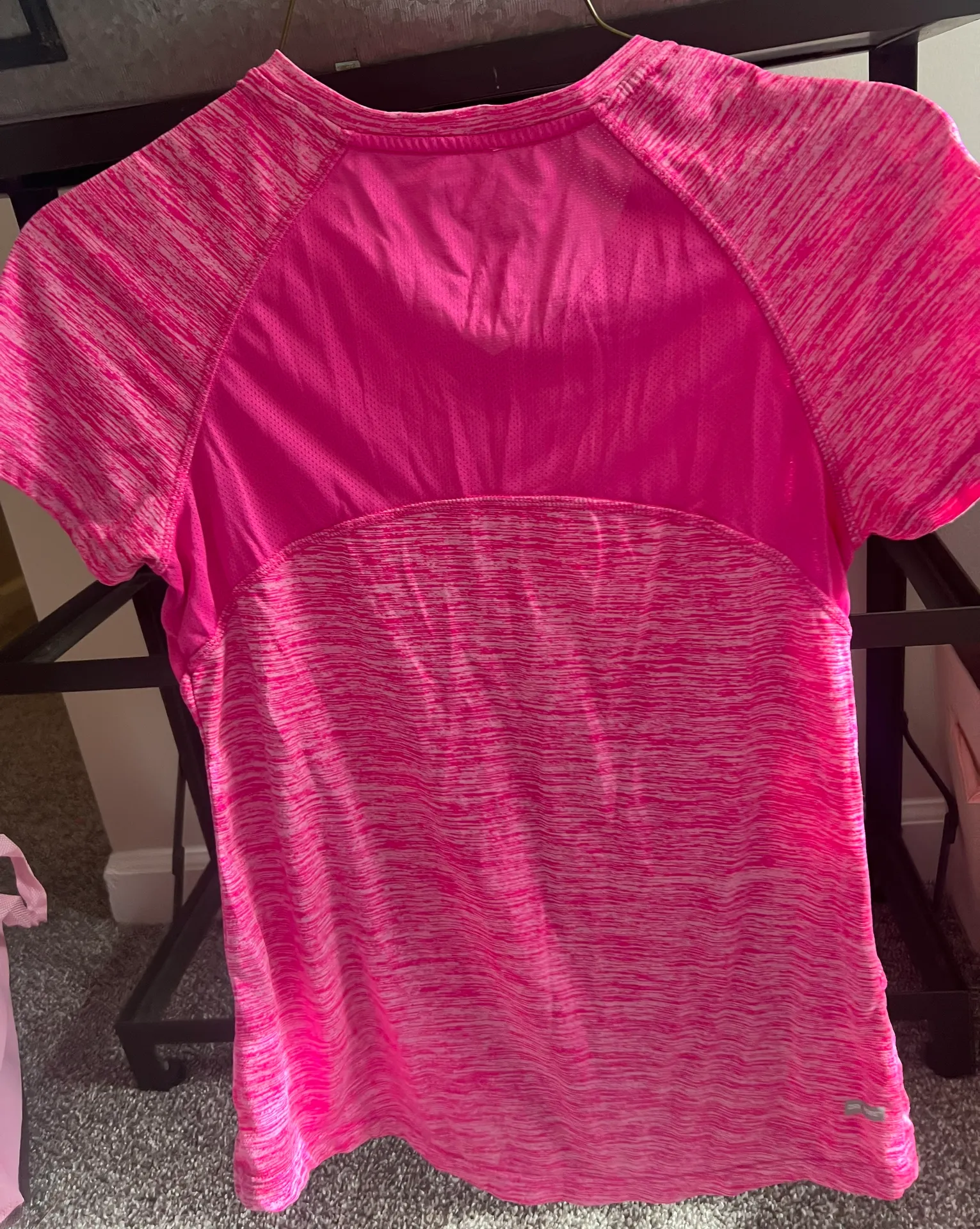 Active top - Image 2