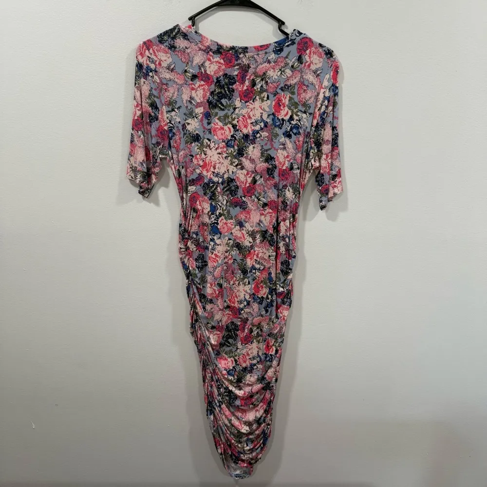 Motherhood Maternity Pink and Blue Ruched Bodycon Midi Dress Size Small EUC - Image 4