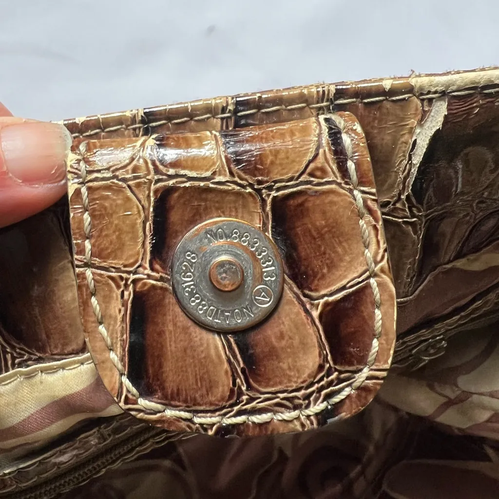 Guess  Brown Patterned Shoulder Bag - Image 4