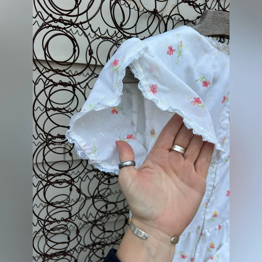 Vintage 70s Prairie Dress Eyelet cotton White Yellow Pink Floral Maxi SMALL? - Image 6