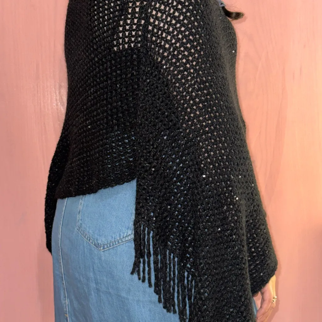 Saxx Black Knit Poncho with Fringe Size undefined - Image 7