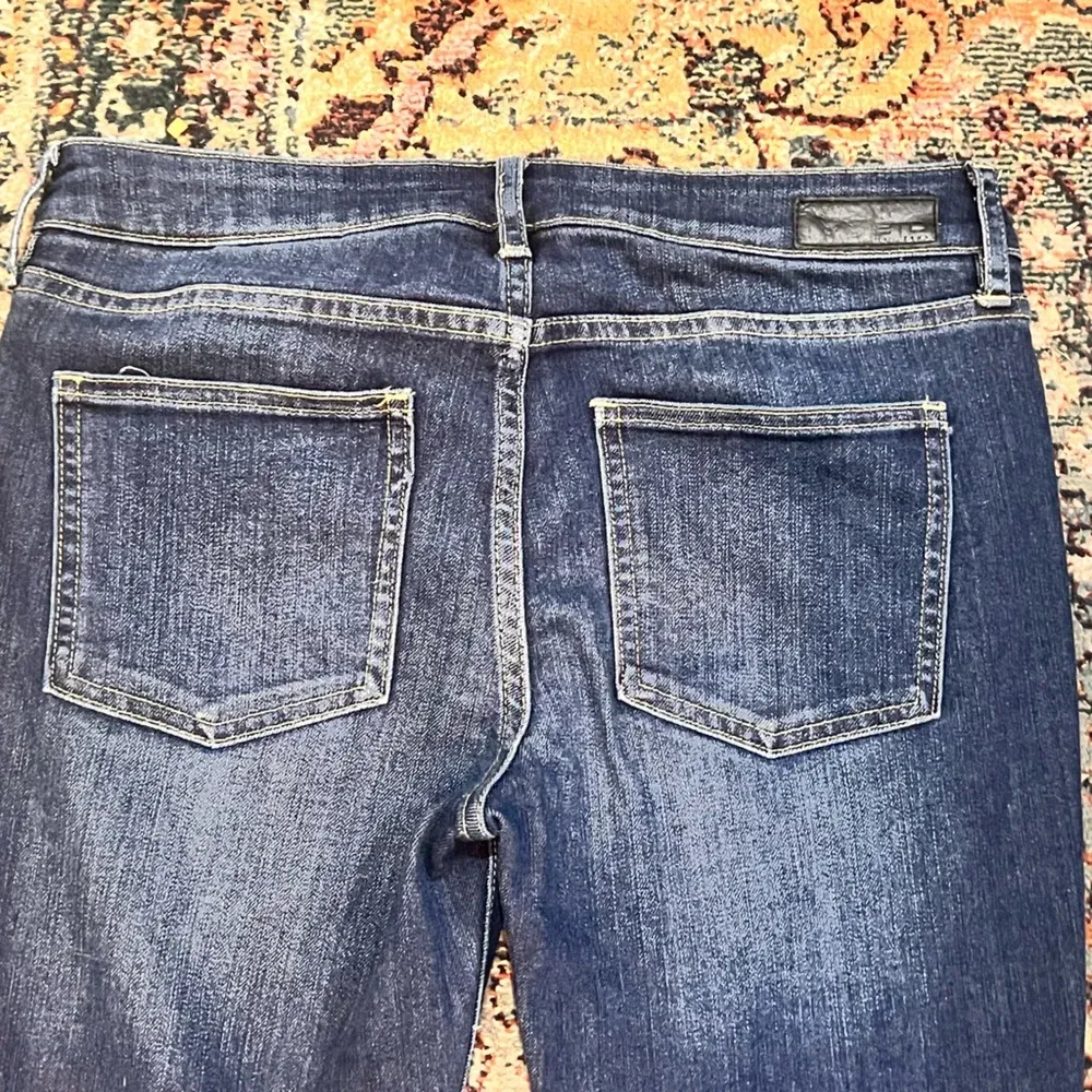 FINAL PRICE Elie Tahari New York Bridgett Skinny Jeans - Image 3