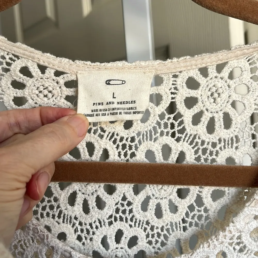 URBAN OUTFITTERS Pins & Needles Daisy Crochet Tank large - Image 3