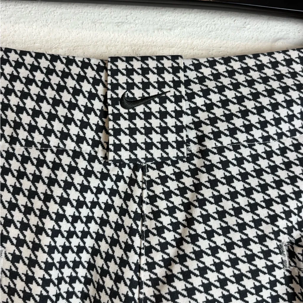 Vintage Nike Golf Y2K White & Black Bermuda Athletic Fit Dry Casual Shorts Sz 6 - Image 6