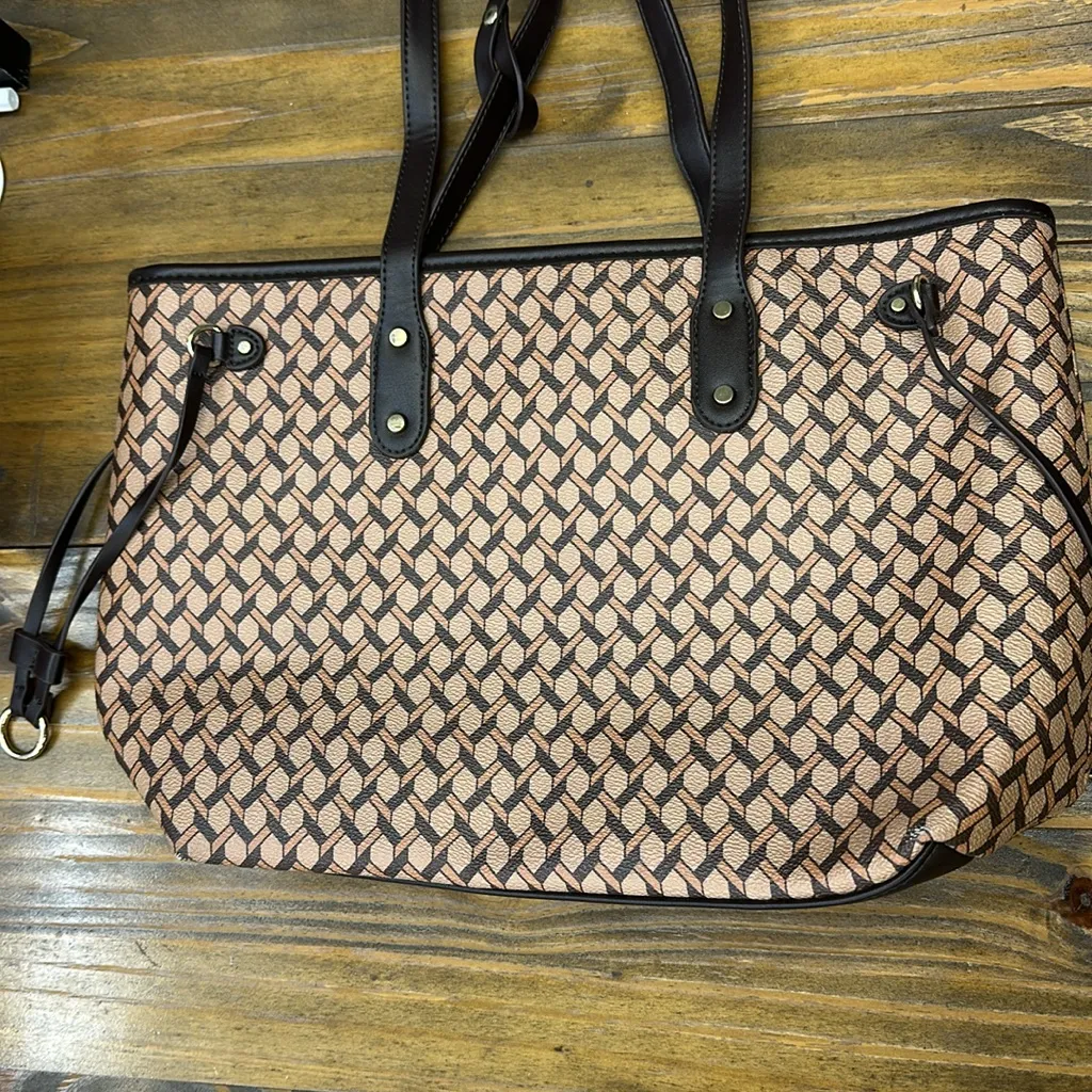 2 Piece Brown Tan Tote Shoulder Bag With Detachable Pouch Faux Leather 13 x 10.5 - Image 4