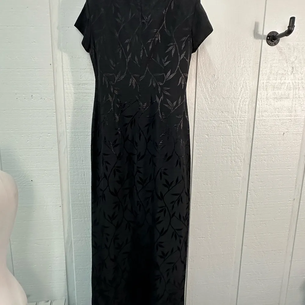 J.R. Nites Black Women’s Brocade Maxi Short Sleeve Dress Size 11/12 EUC - Image 5